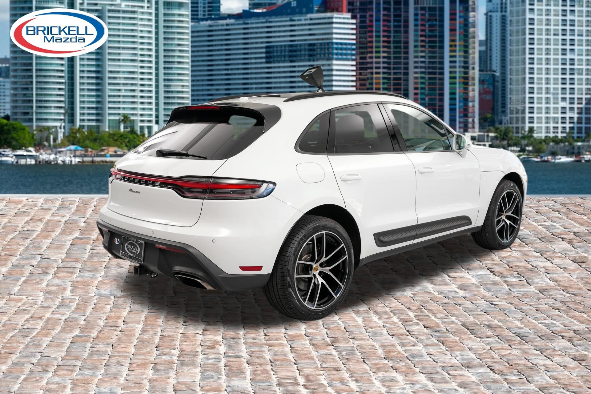 Used 2022 Porsche Macan AWD/4WD image 7
