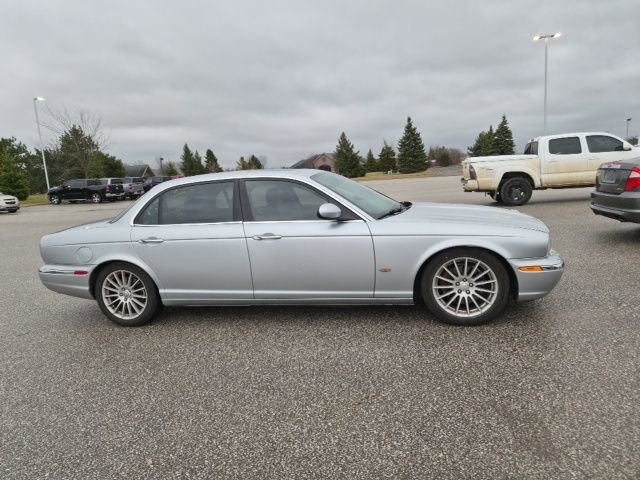 Used 2006 Jaguar XJ8 image 4