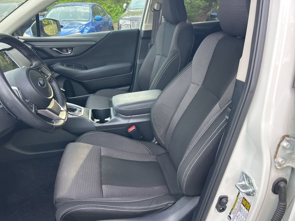 Used 2022 Subaru Outback Premium image 16