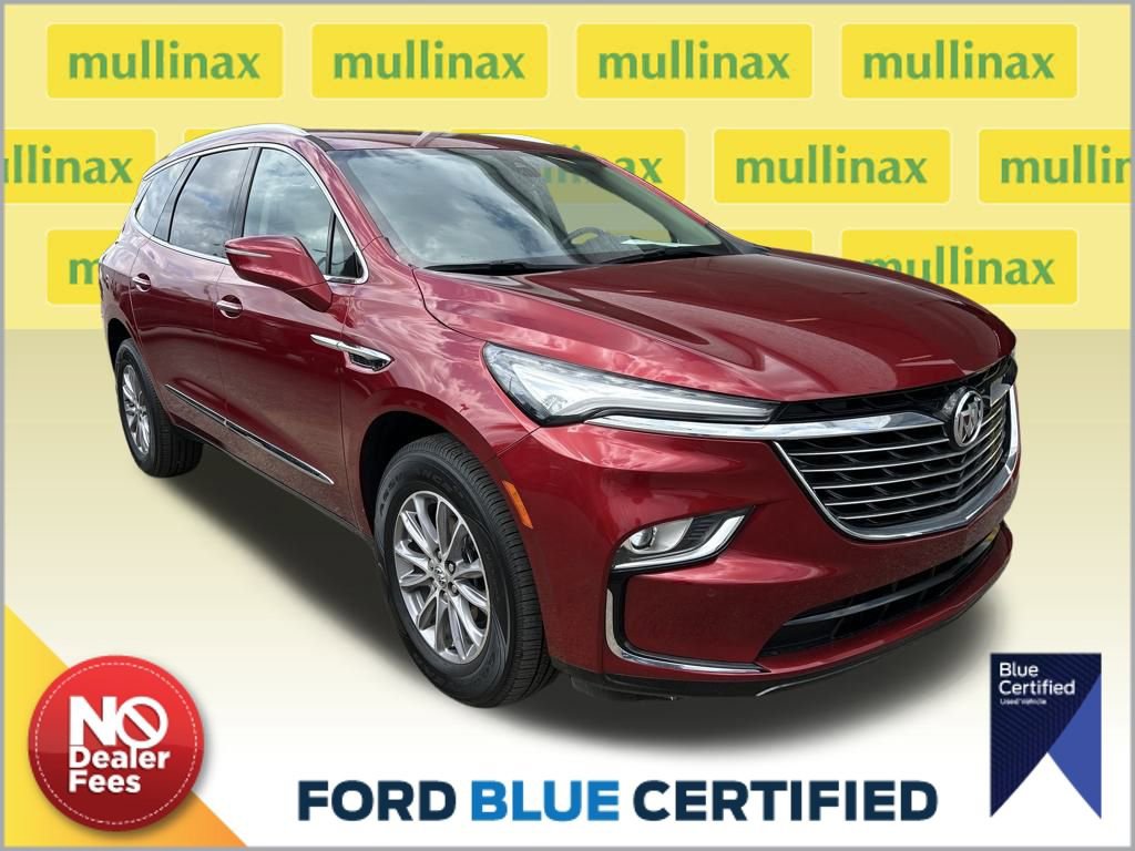 Used 2023 Buick Enclave Essence
