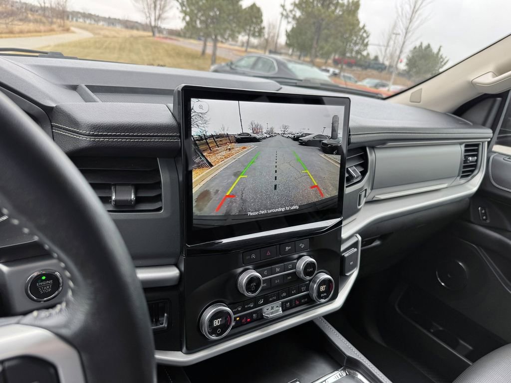 Used 2024 Ford Expedition Max XLT image 21