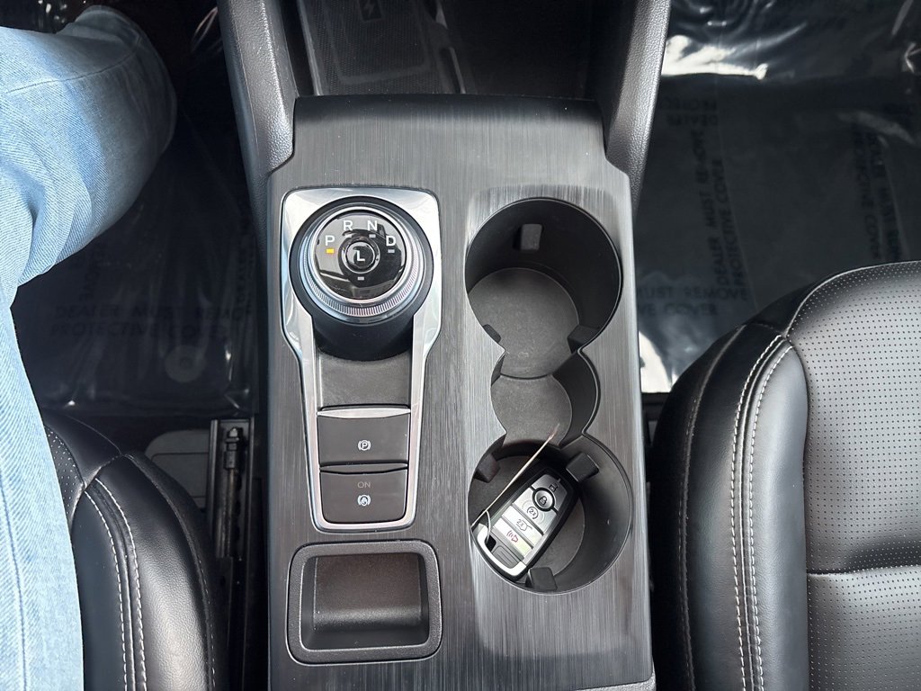 Used 2024 Ford Escape Platinum image 19