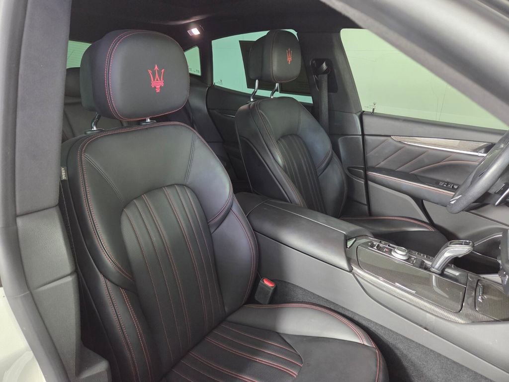 Used 2022 Maserati Levante GT image 34