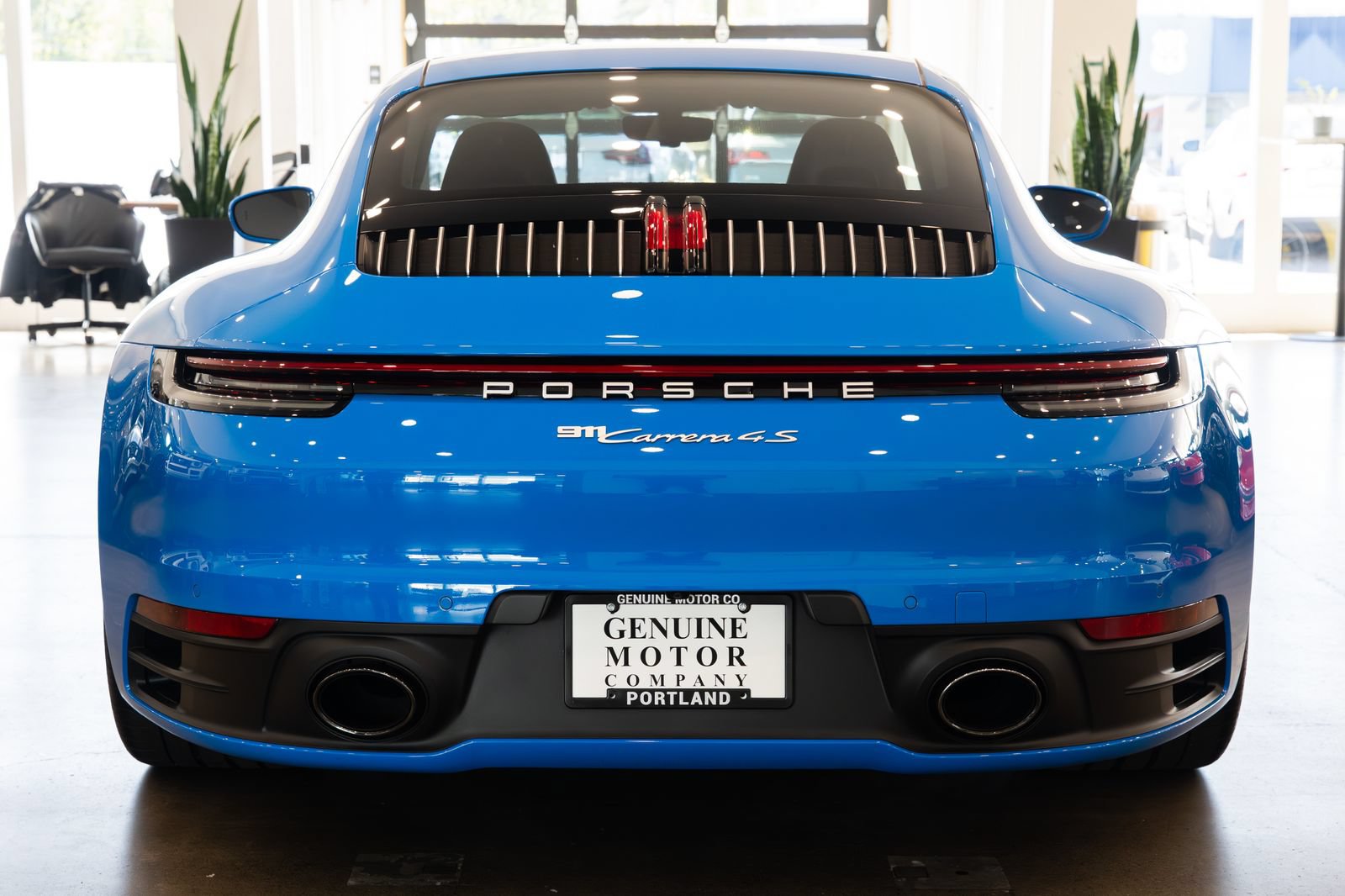 Used 2022 Porsche 911 Carrera 4S AWD/4WD image 5