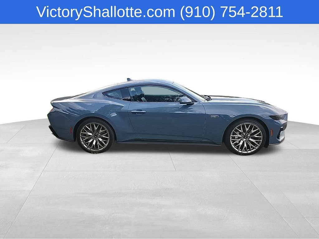 Used 2025 Ford Mustang GT Premium RWD image 28