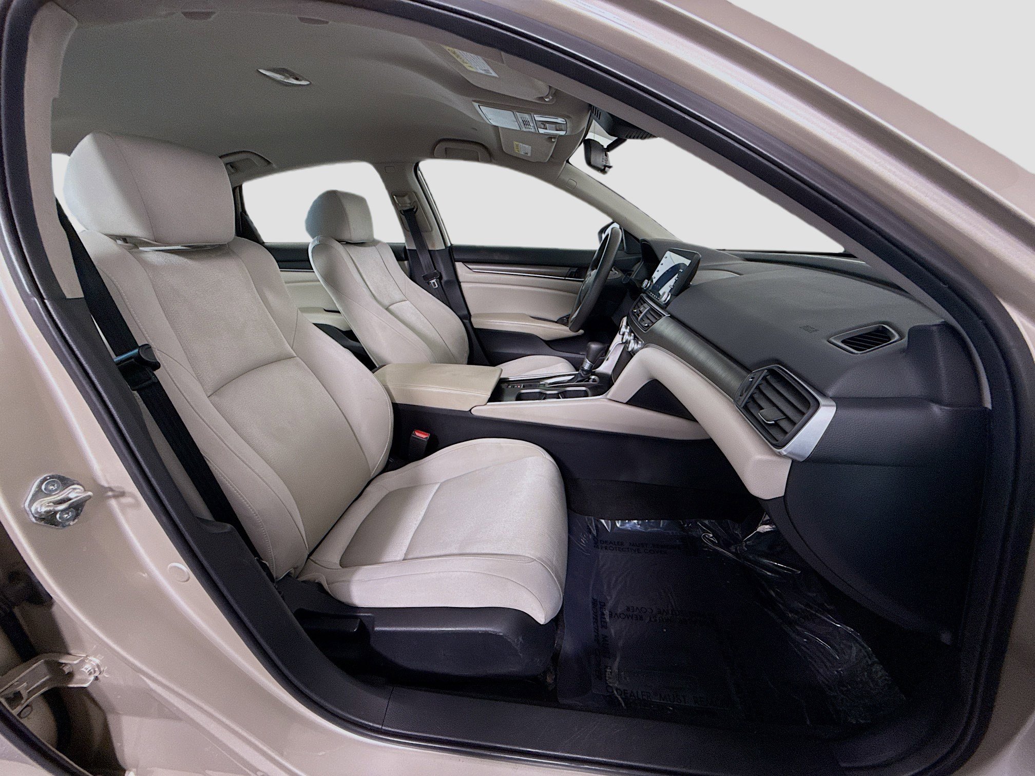 Used 2018 Honda Accord LX image 29