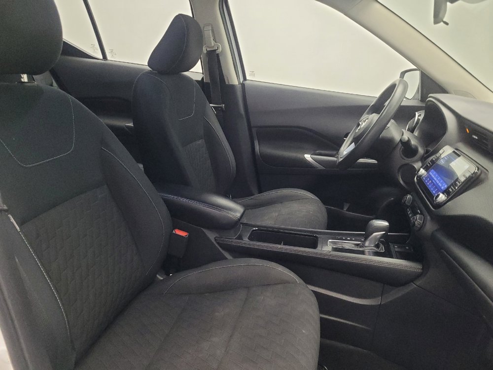 Used 2021 Nissan Kicks SV image 21