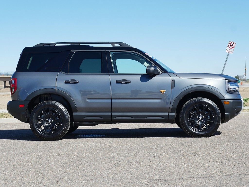 Used 2025 Ford Bronco Sport Badlands image 7