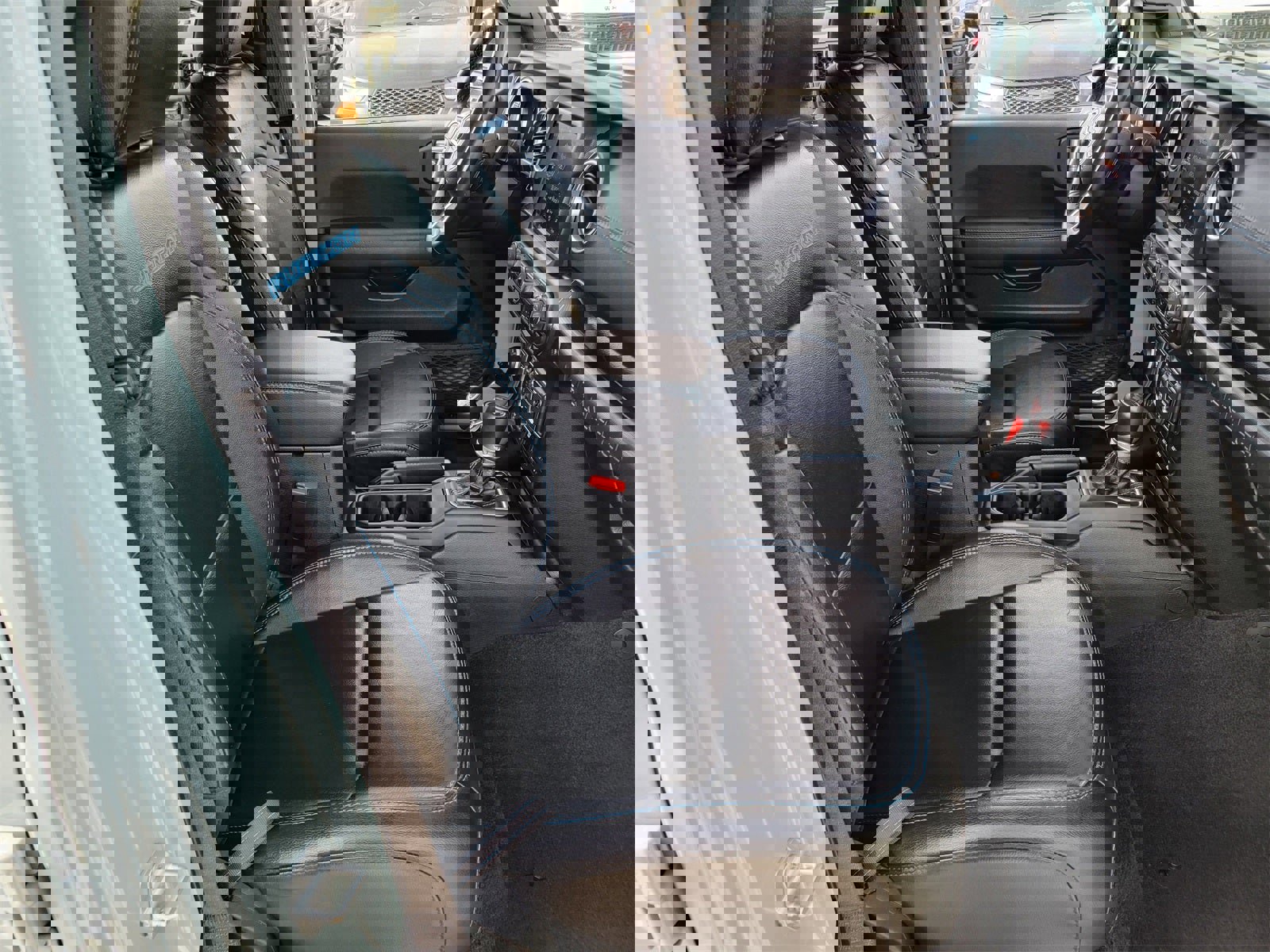 Used 2023 Jeep Wrangler Unlimited Rubicon 4xe w/ Cold Weather Group image 18