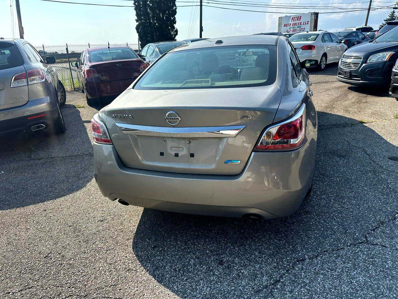 Used 2014 Nissan Altima 2.5 SV image 9