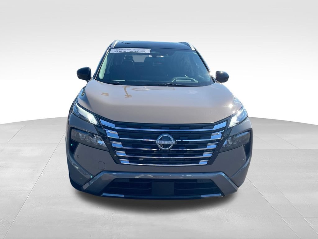 Used 2025 Nissan Rogue SL w/ Tech Package AWD/4WD image 8