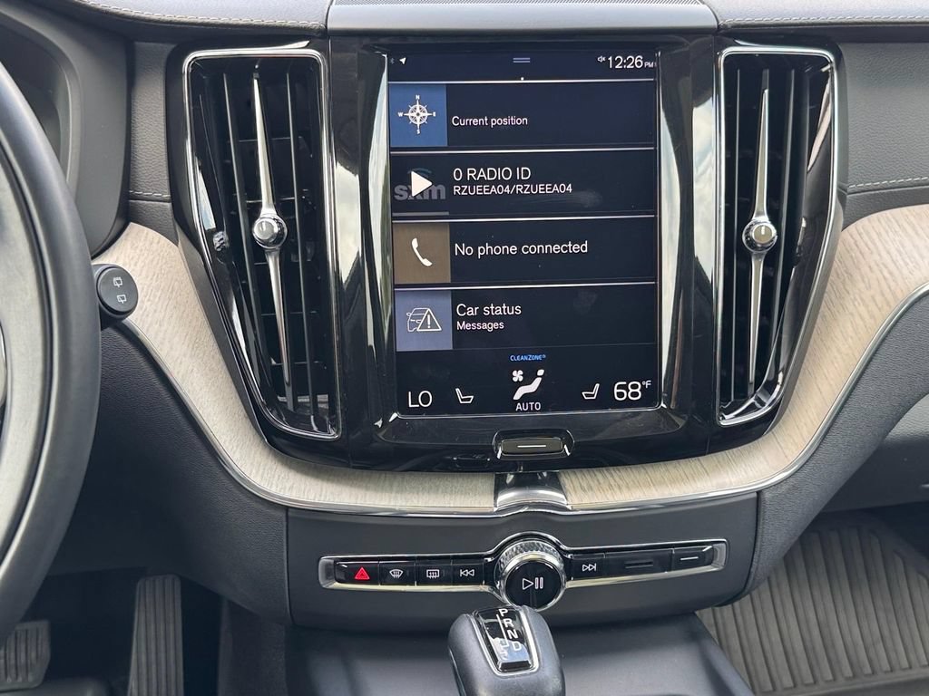 Used 2018 Volvo XC60 T5 Inscription w/ Convenience Package AWD/4WD image 13