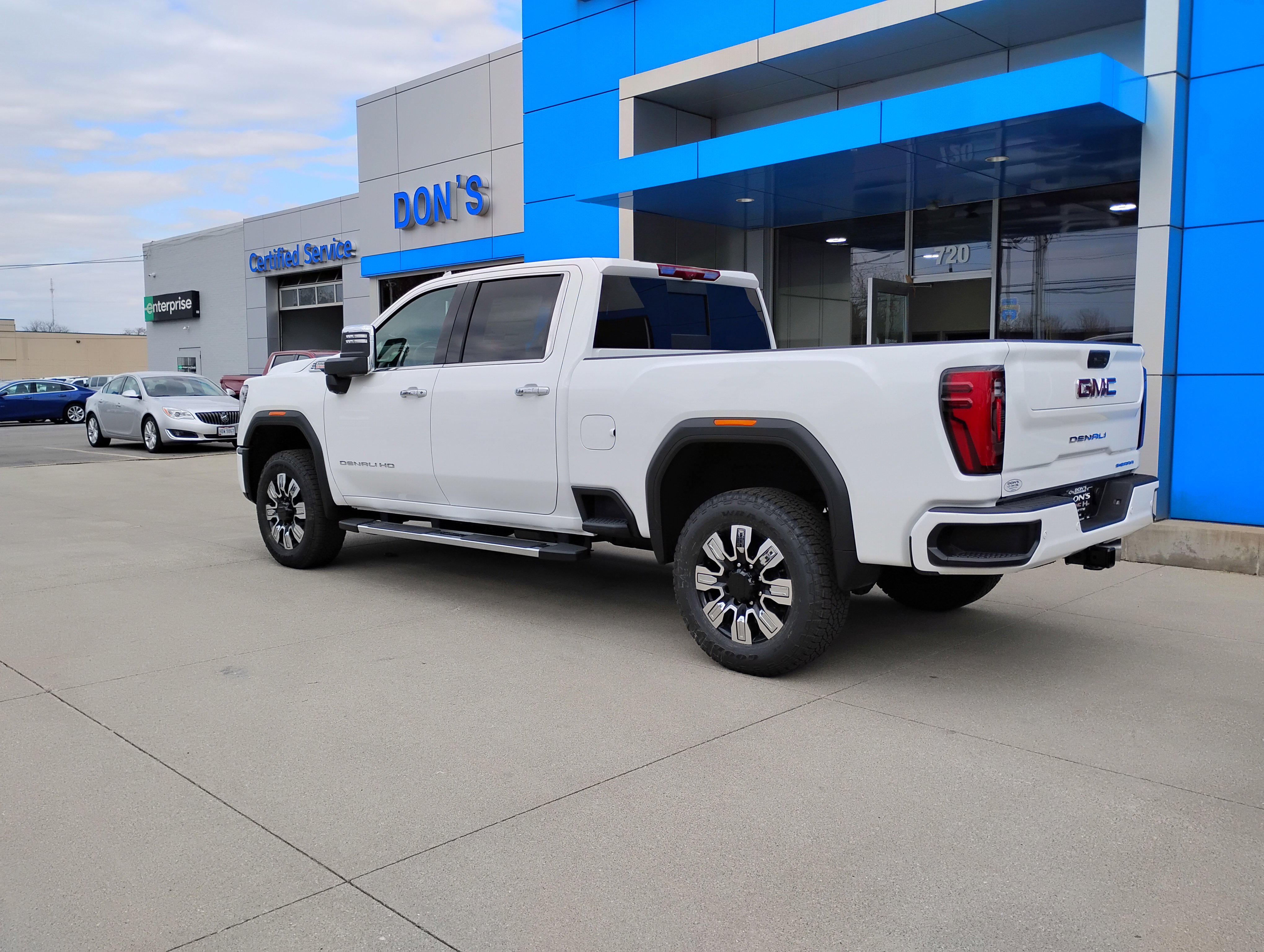 New 2025 GMC Sierra 2500 Denali w/ Denali Reserve Package image 10