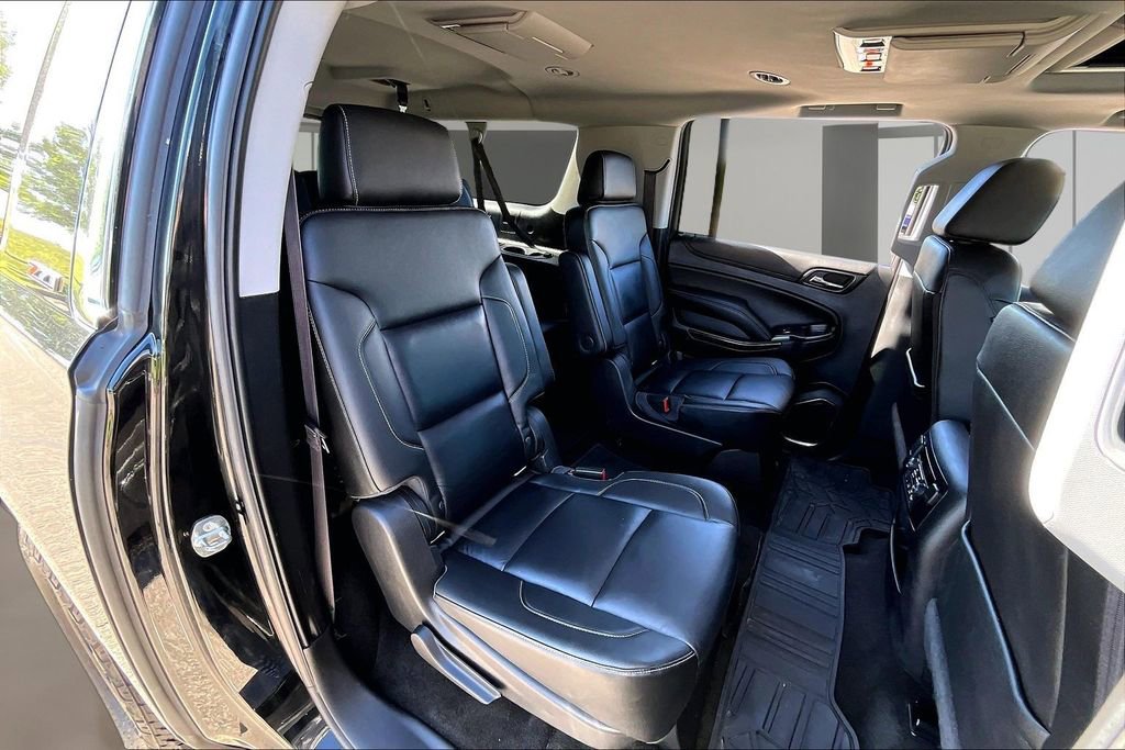 Used 2017 Chevrolet Suburban LT AWD/4WD image 29