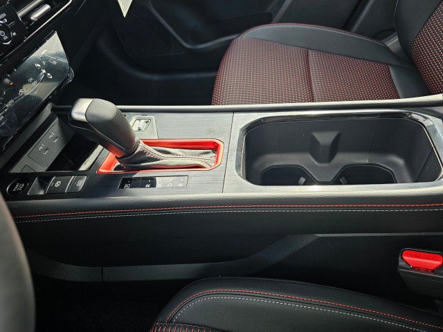 New 2027 Nissan Kicks SR AWD/4WD image 32