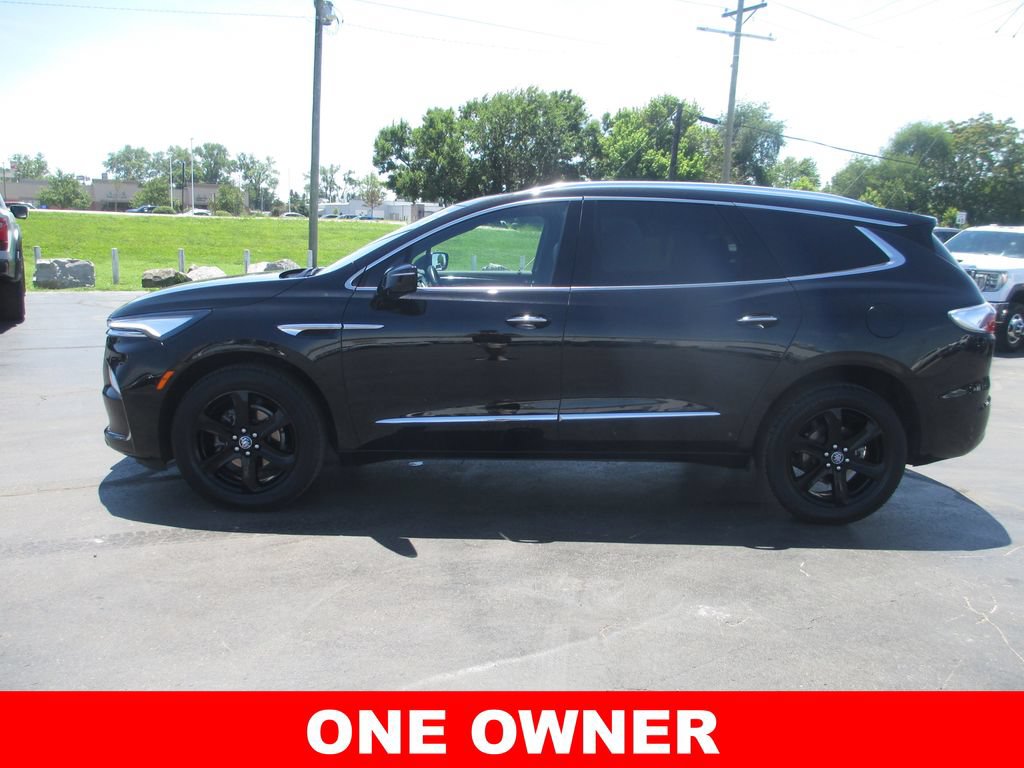 Certified 2023 Buick Enclave Essence w/ Experience Buick Package AWD/4WD image 10