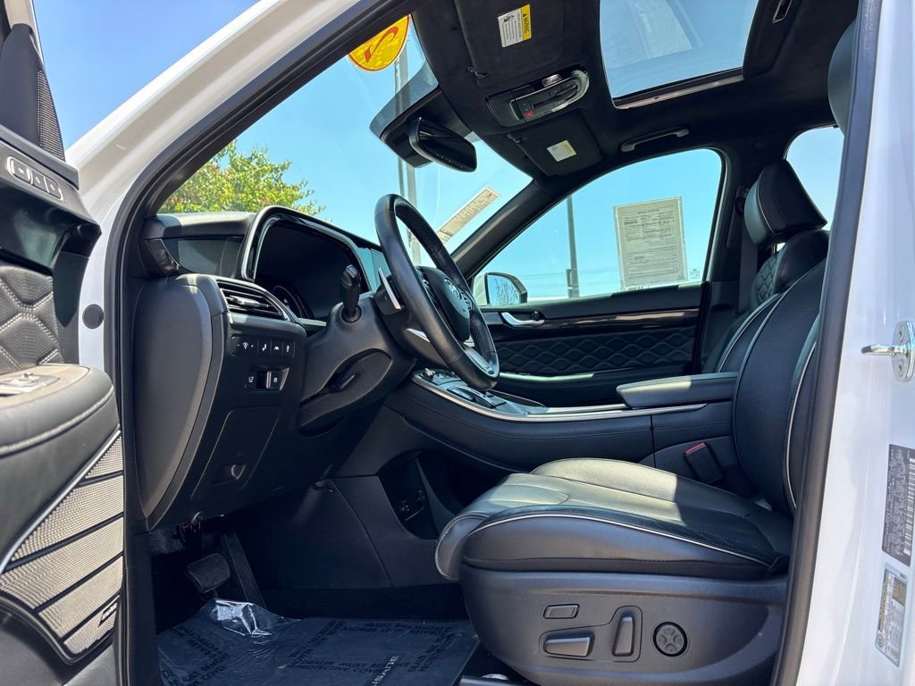 Used 2022 Hyundai Palisade Calligraphy w/ Cargo Package FWD image 9
