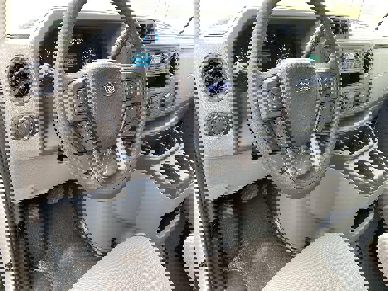 New 2025 Ford E-350 and Econoline 350 Super Duty w/ Power Equipment Group video 2