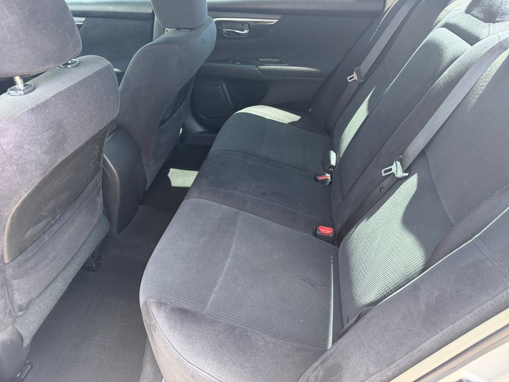 Used 2013 Nissan Altima 2.5 S FWD image 13