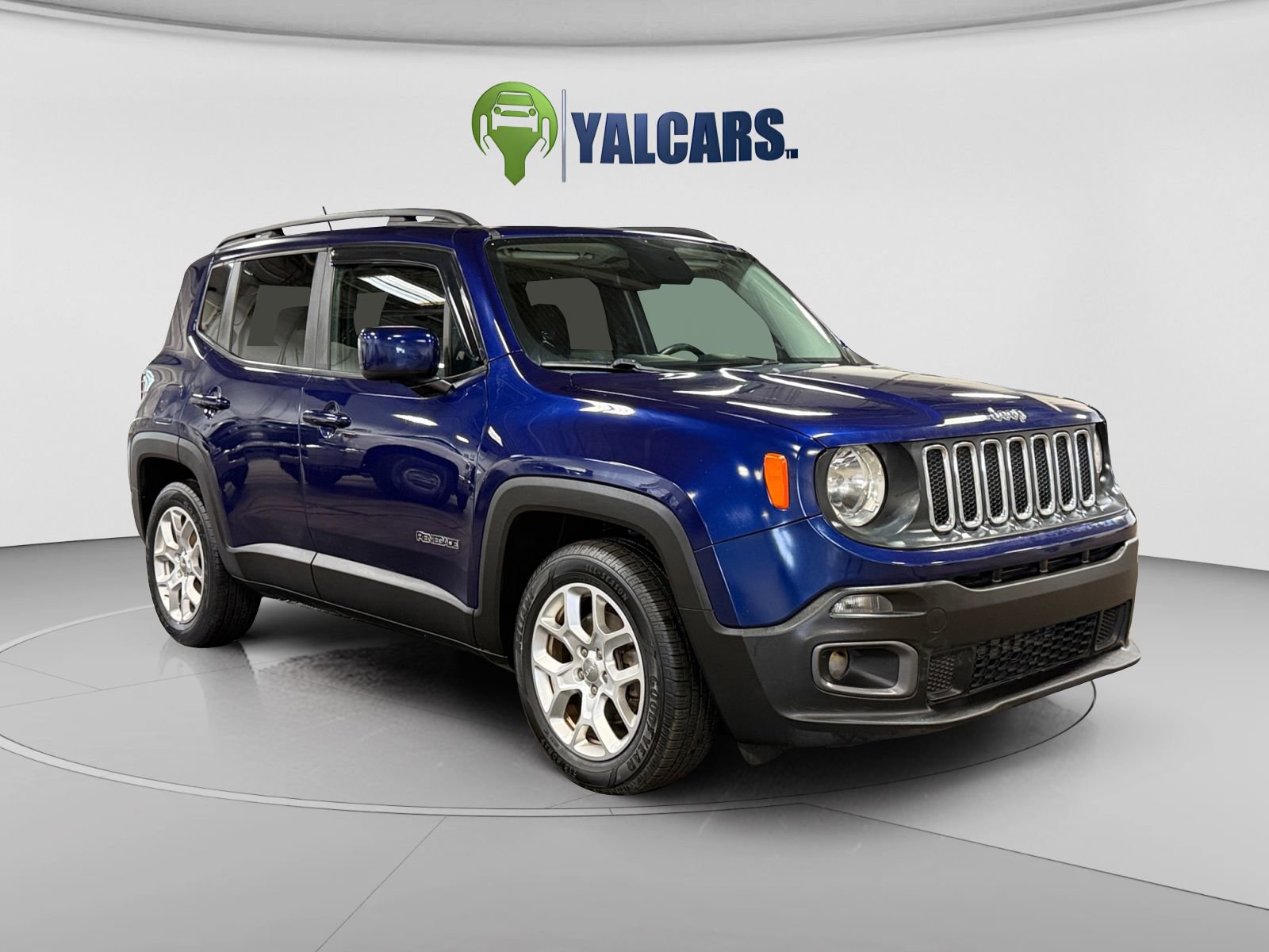 Used 2017 Jeep Renegade Latitude FWD image 7