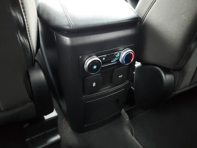 Used 2022 Ford Explorer XLT image 28