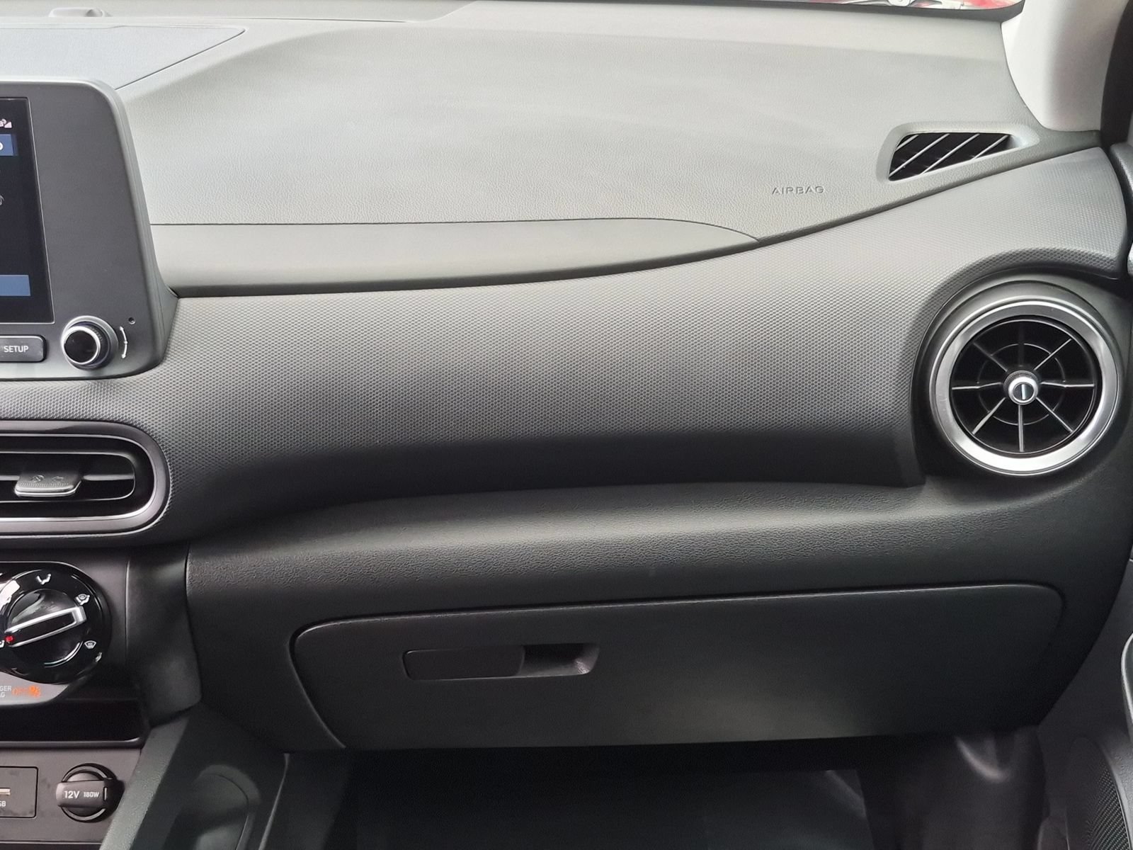 Used 2023 Hyundai Kona SEL FWD image 31