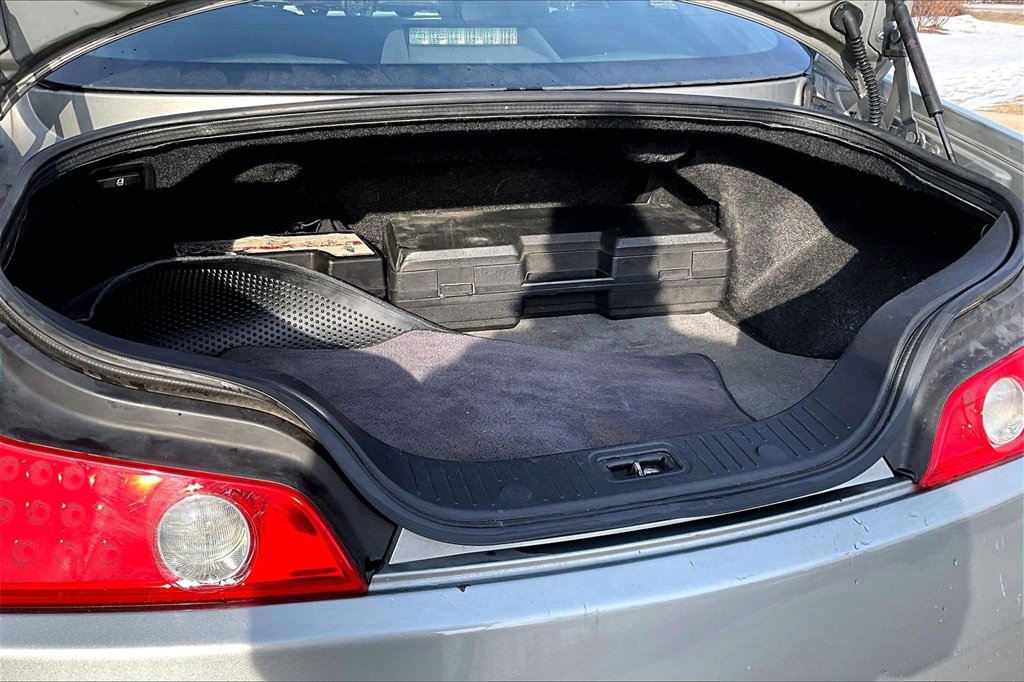 Used 2004 INFINITI G35 Coupe w/ Premium Pkg image 31