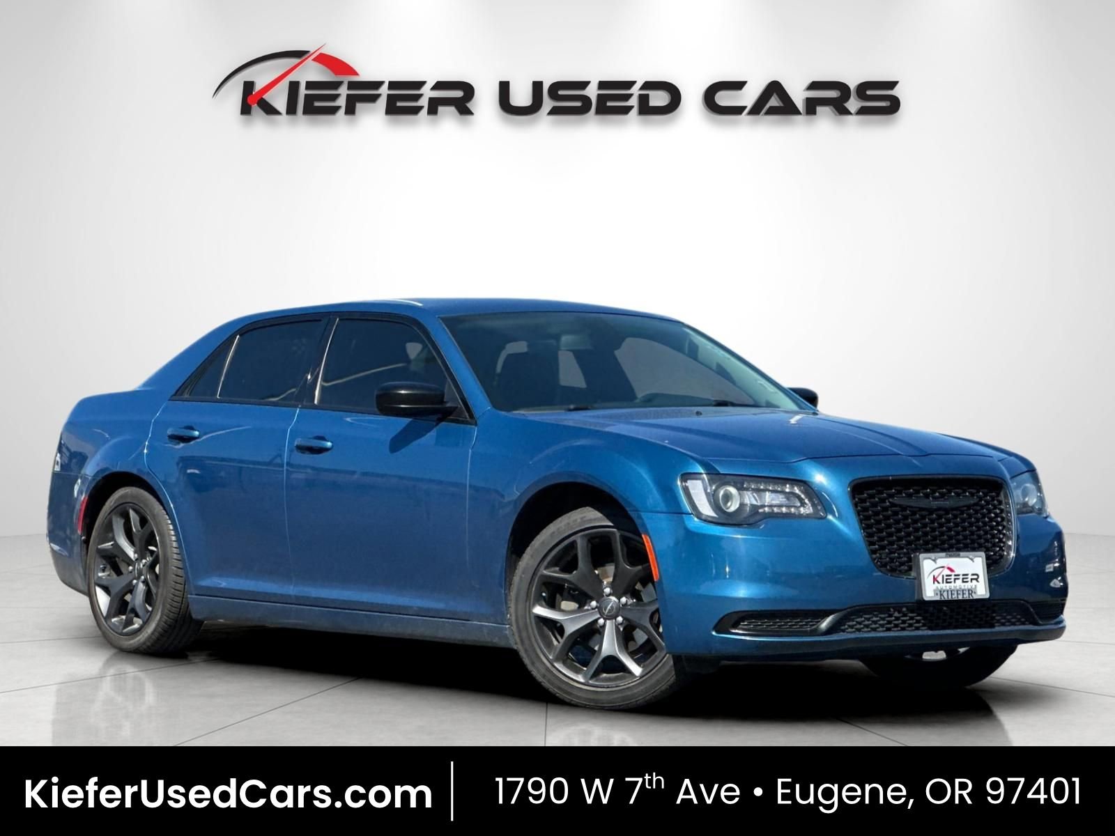 Used 2021 Chrysler 300 Touring w/ Sport Appearance Package image 1