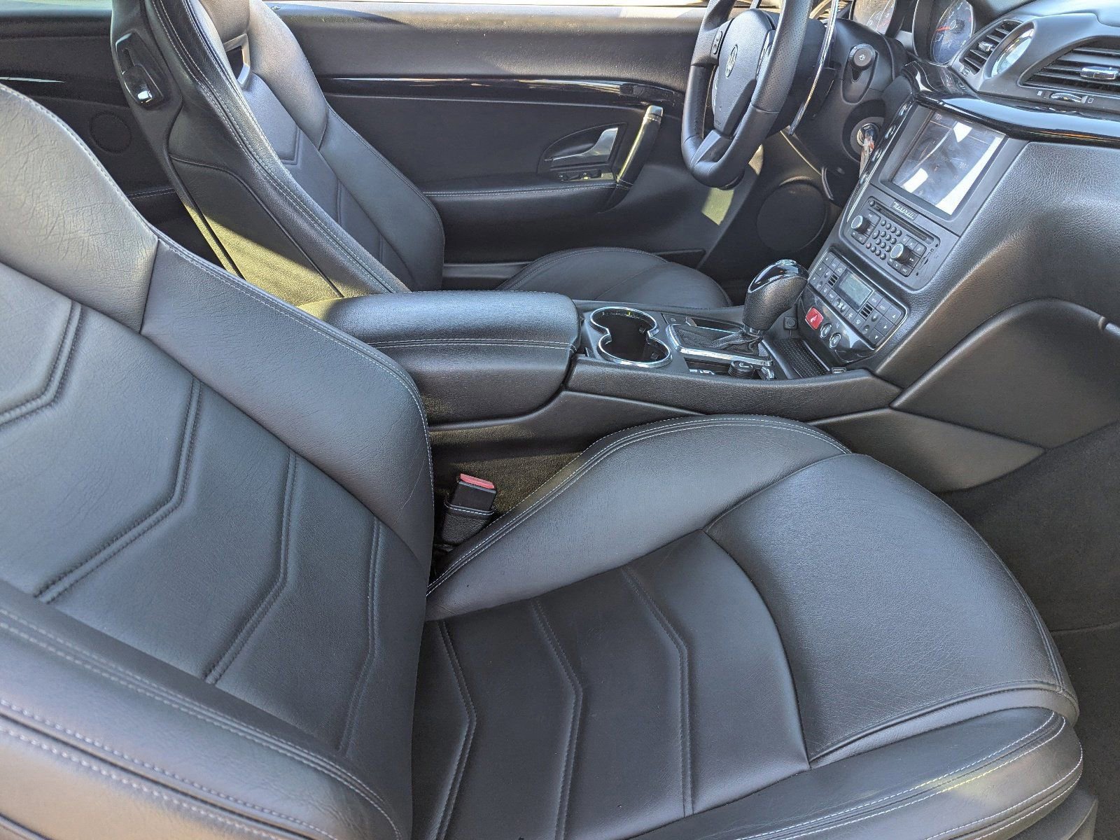 Used 2015 Maserati GranTurismo Sport image 12