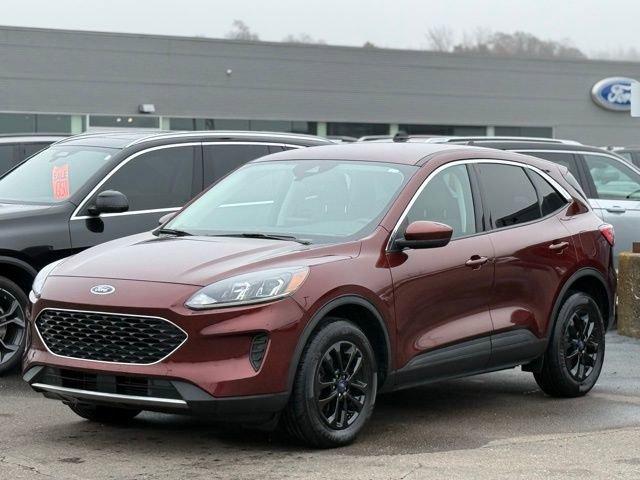 Used 2021 Ford Escape SE image 29