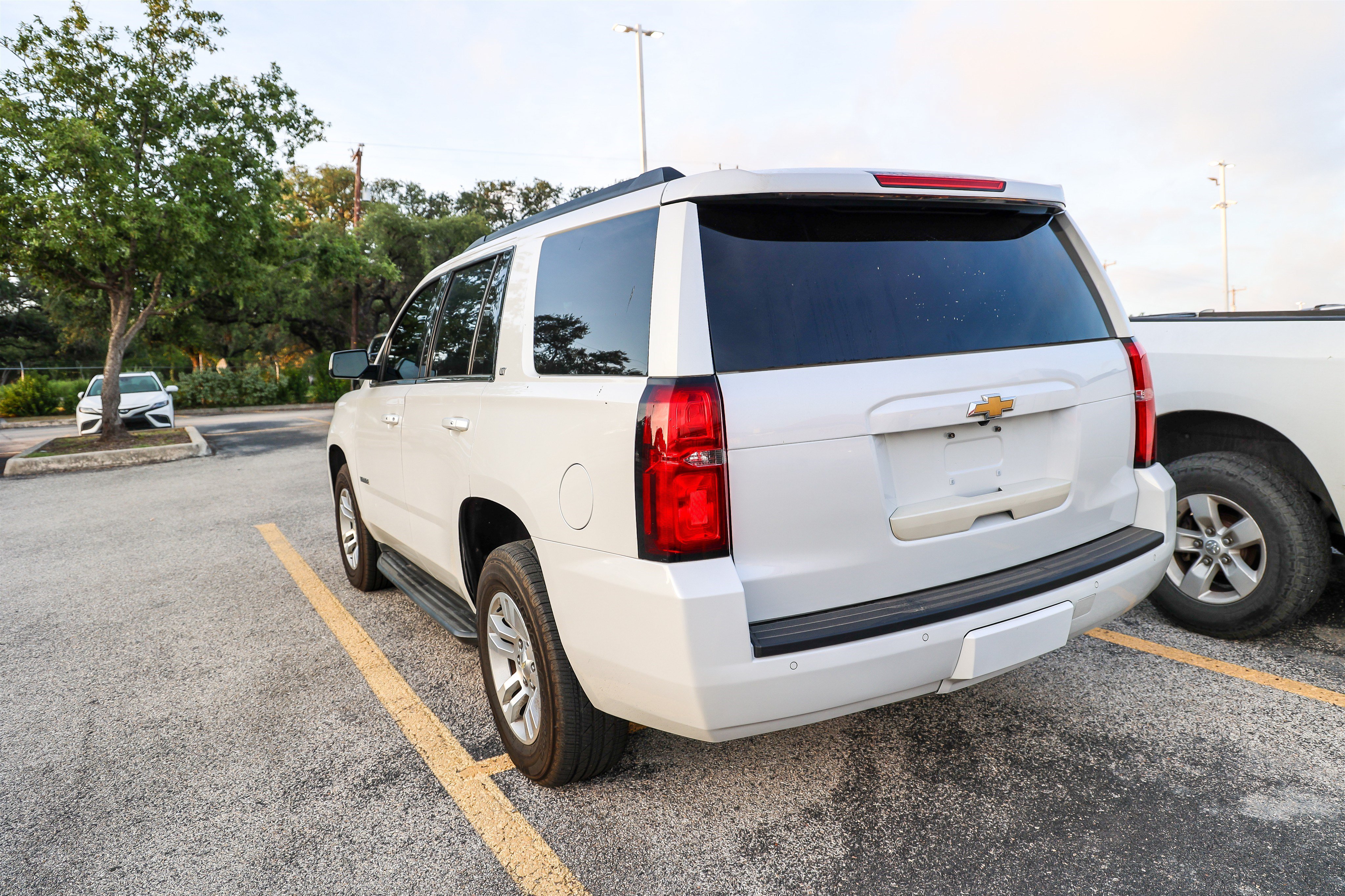 Used 2018 Chevrolet Tahoe LT AWD/4WD image 14