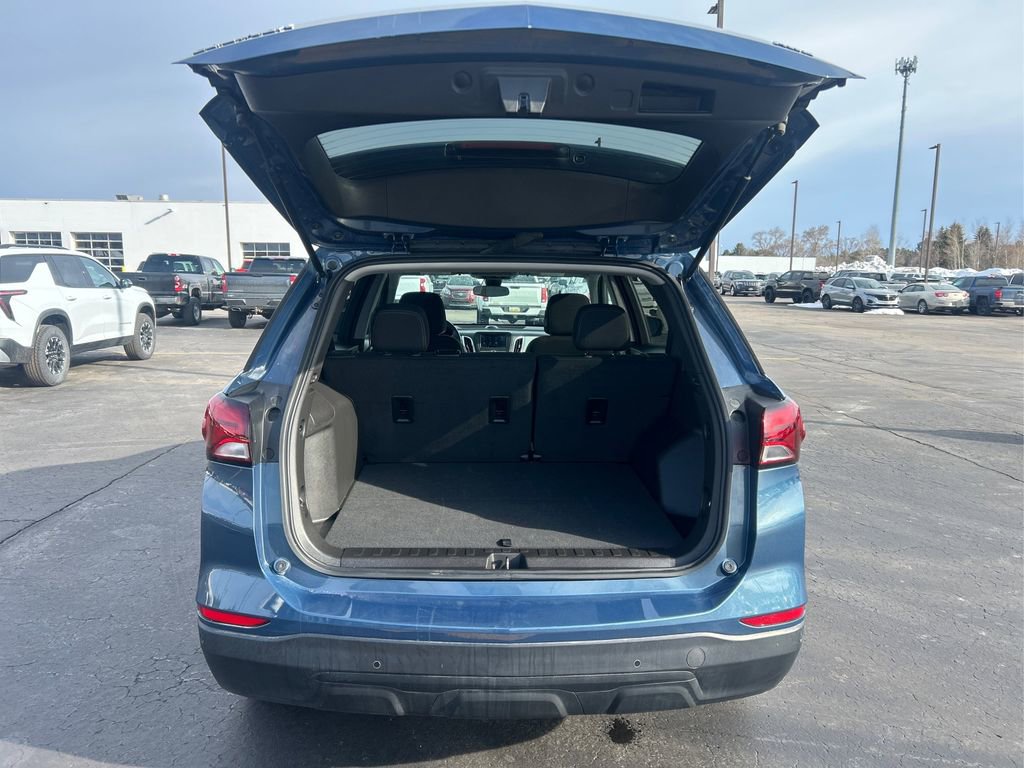 Used 2024 Chevrolet Equinox LS w/ LS Convenience Package AWD/4WD image 21
