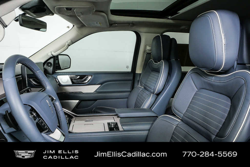 Used 2024 Lincoln Navigator L Black Label image 5