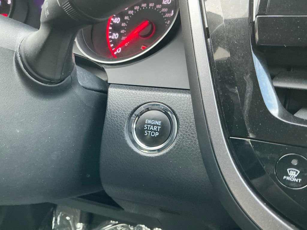 Used 2024 Toyota Camry XSE image 20