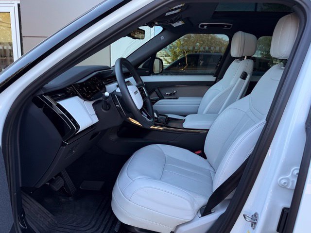 Certified 2026 Land Rover Range Rover Sport SE AWD/4WD image 16