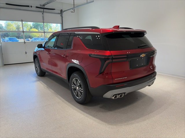 New 2026 Chevrolet Traverse LT w/ Driver Confidence Package image 4