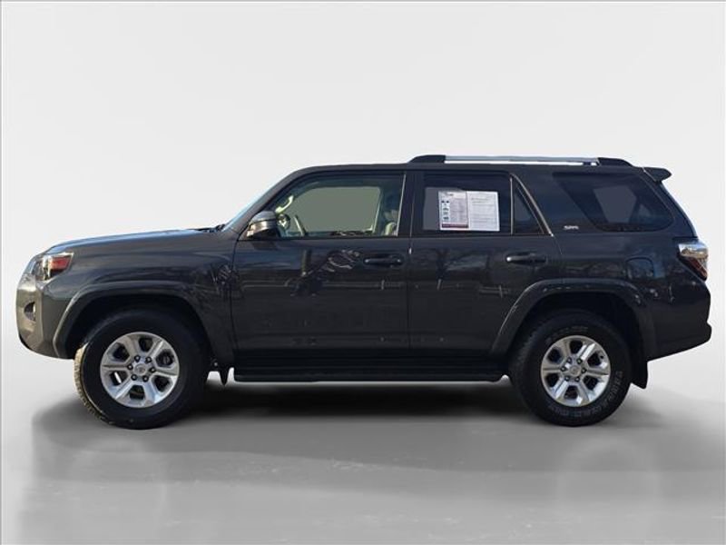 Used 2024 Toyota 4Runner SR5 video 2
