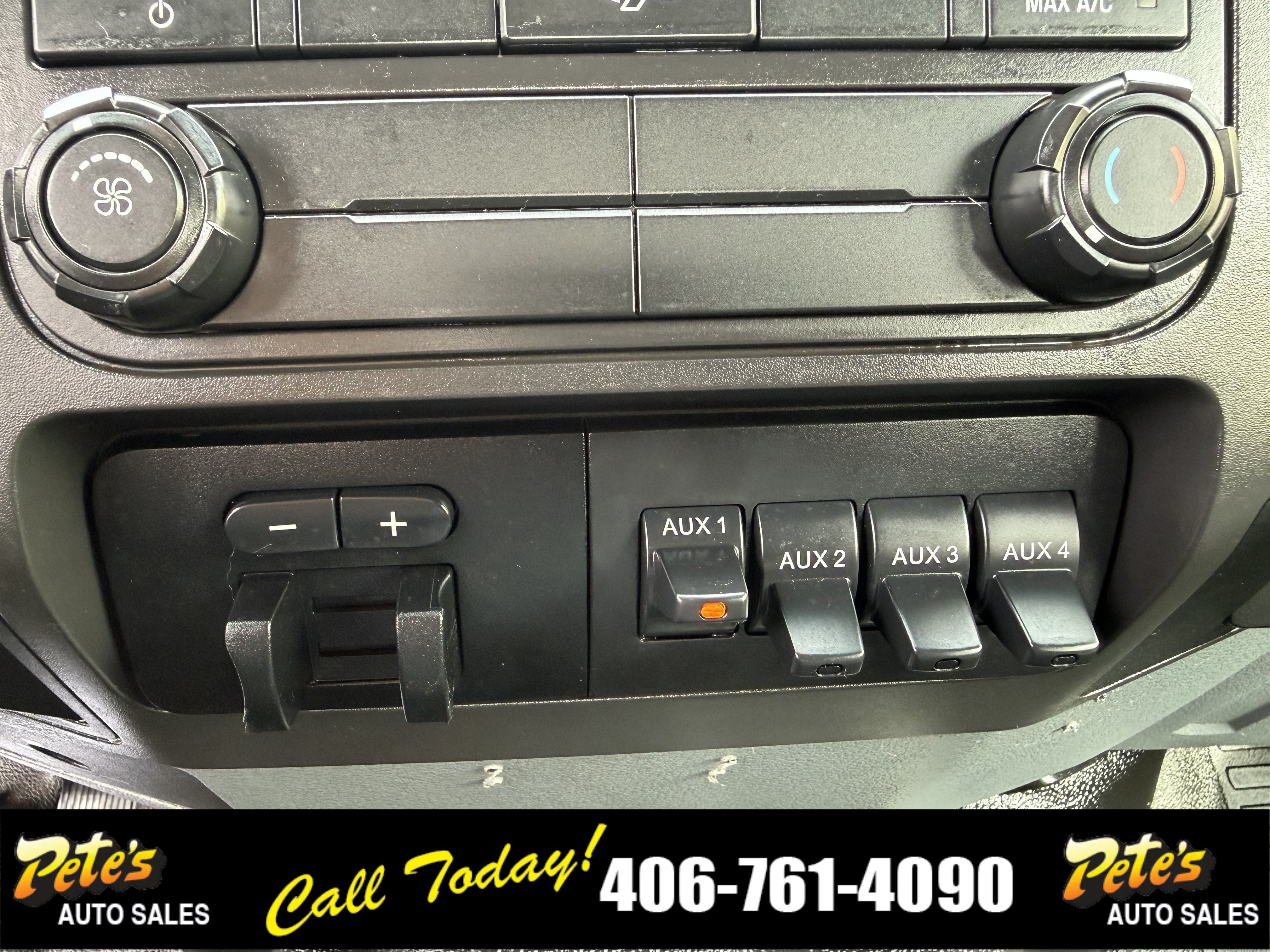 Used 2011 Ford F550 4x4 SuperCab Super Duty w/ Payload Upgrade Pkg image 43