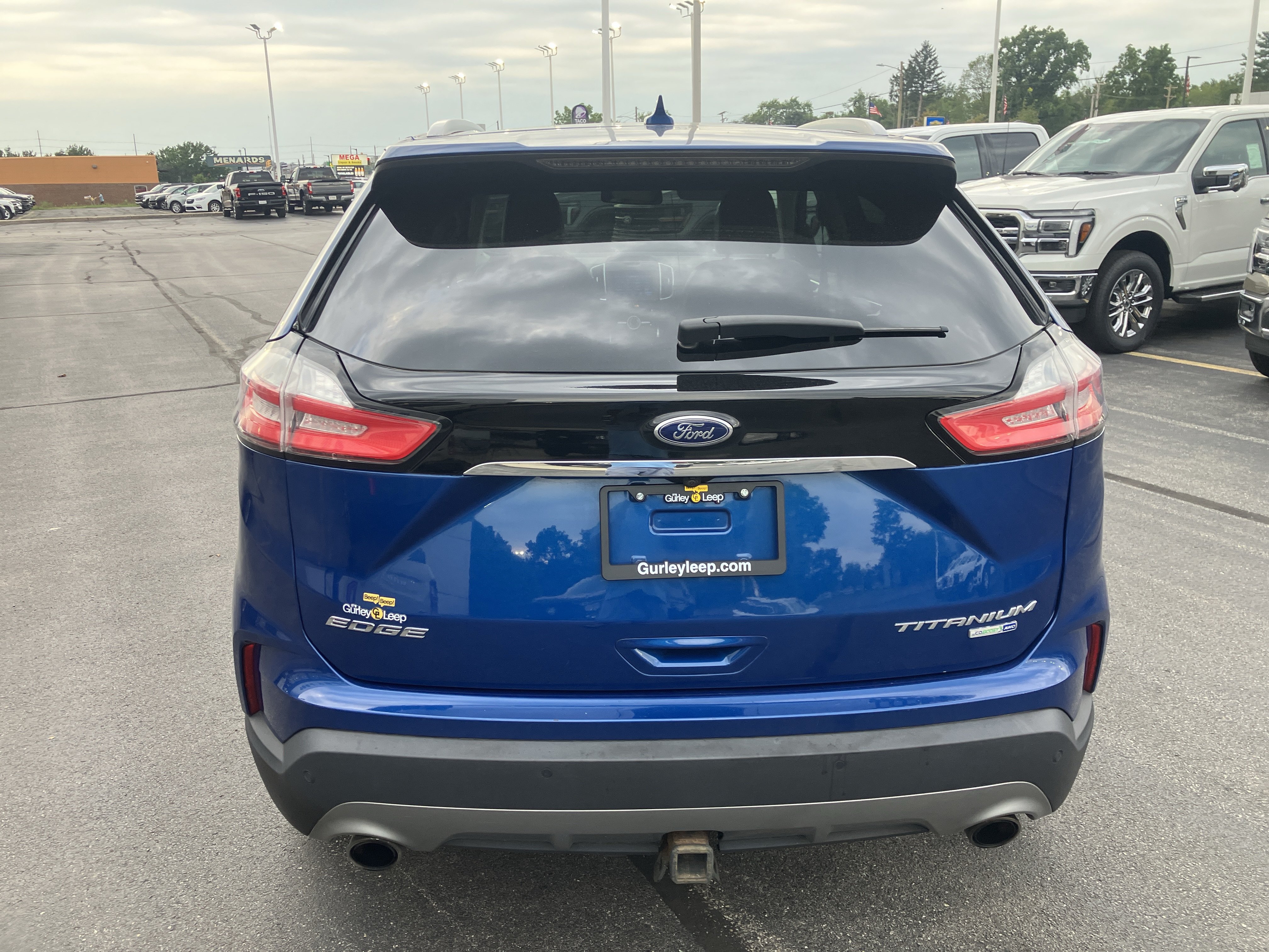 Used 2020 Ford Edge Titanium w/ Class II Trailer Tow Package AWD/4WD image 6