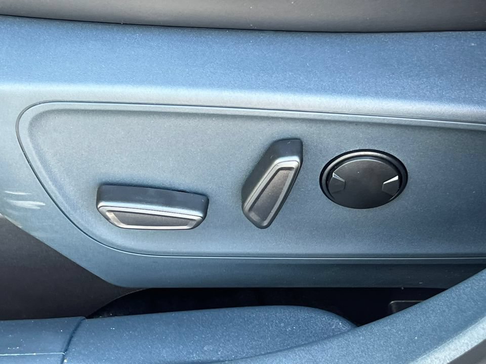 Used 2026 Ford Maverick Lobo AWD/4WD image 10