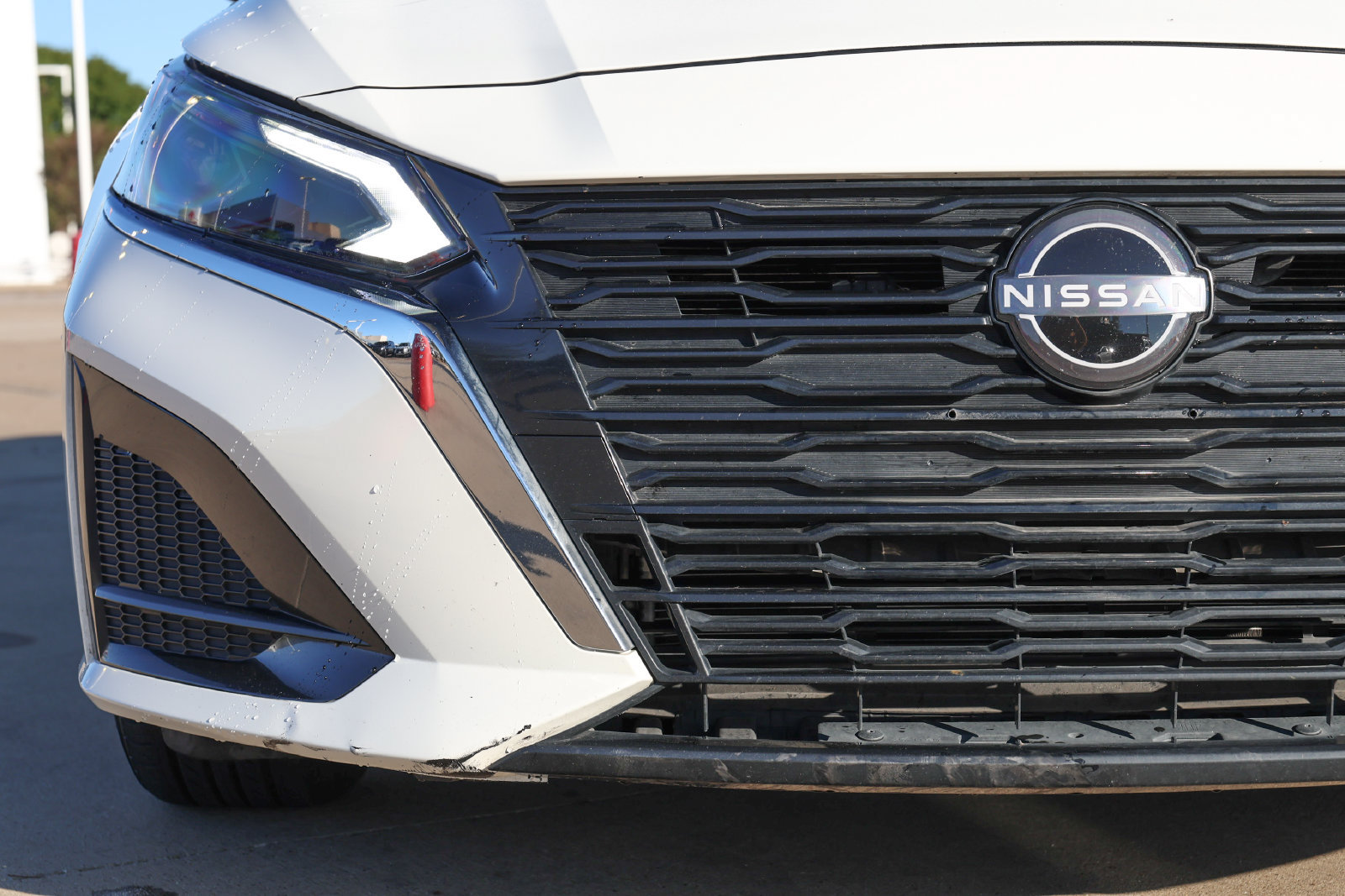 Used 2025 Nissan Altima 2.5 SV FWD image 9