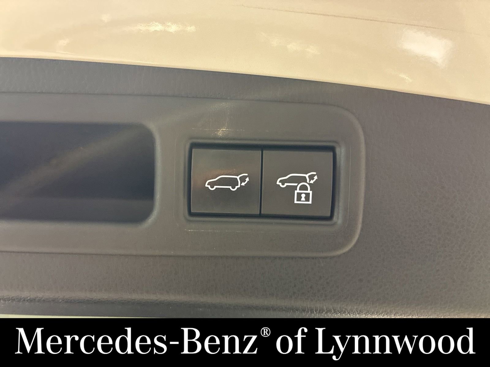 Used 2023 Lexus RX 350 w/ Cold Area Package AWD/4WD image 8