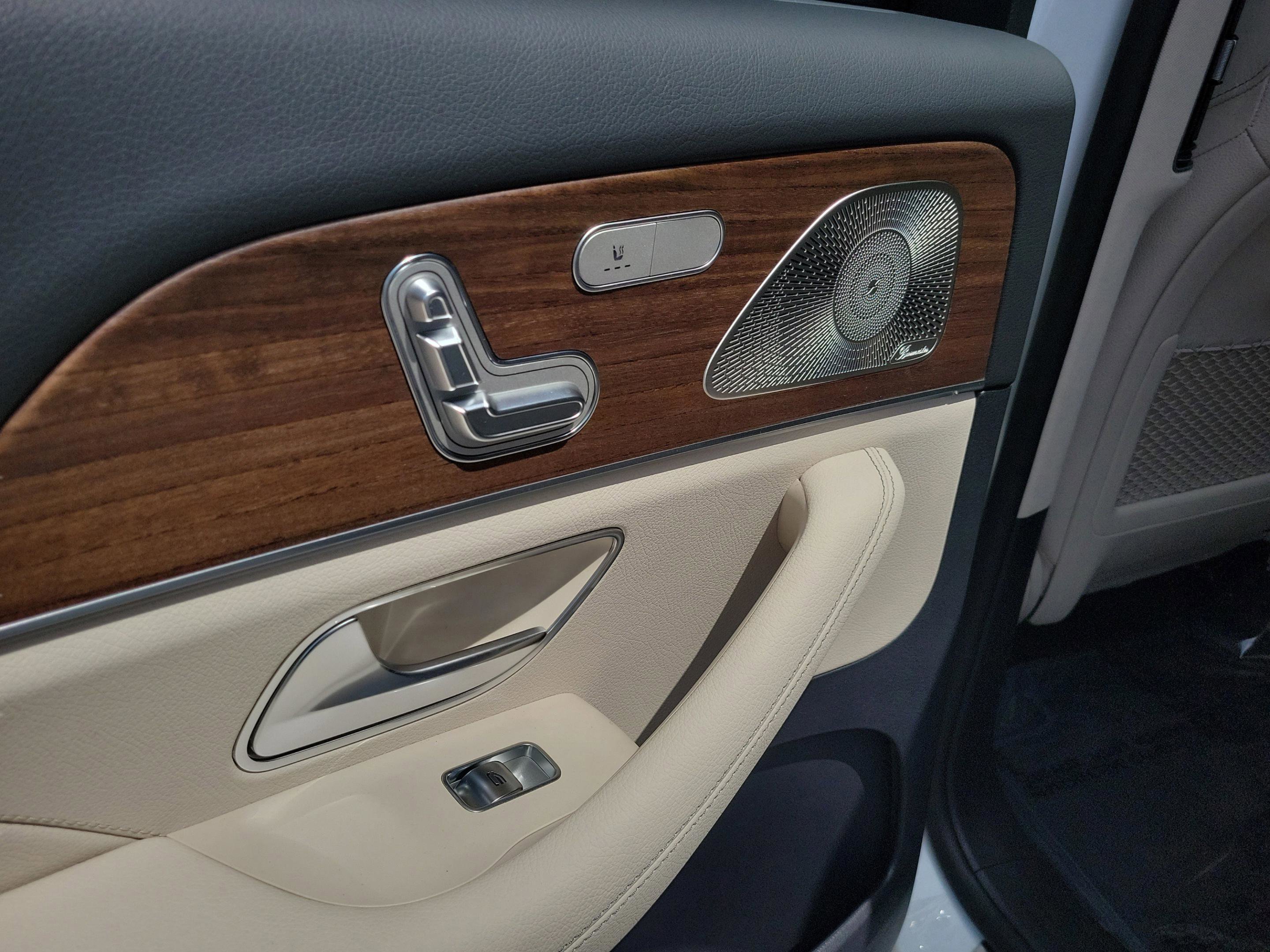 New 2026 Mercedes-Benz GLS 450 4MATIC image 8