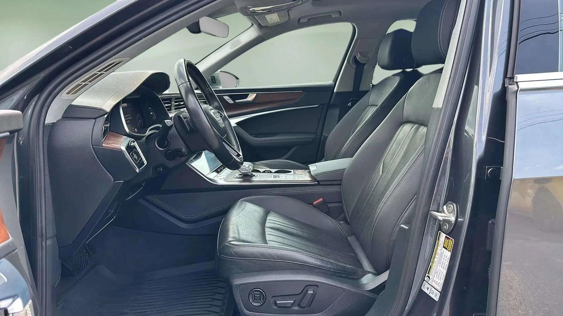 Used 2019 Audi A6 3.0T Premium Plus image 12