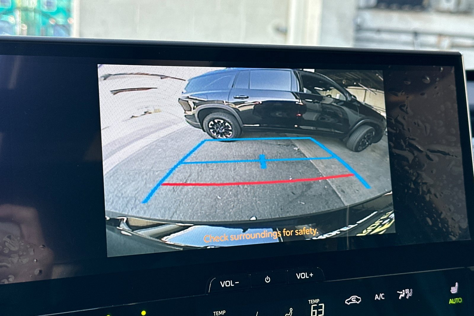 Used 2025 Toyota bZ4X AWD image 26