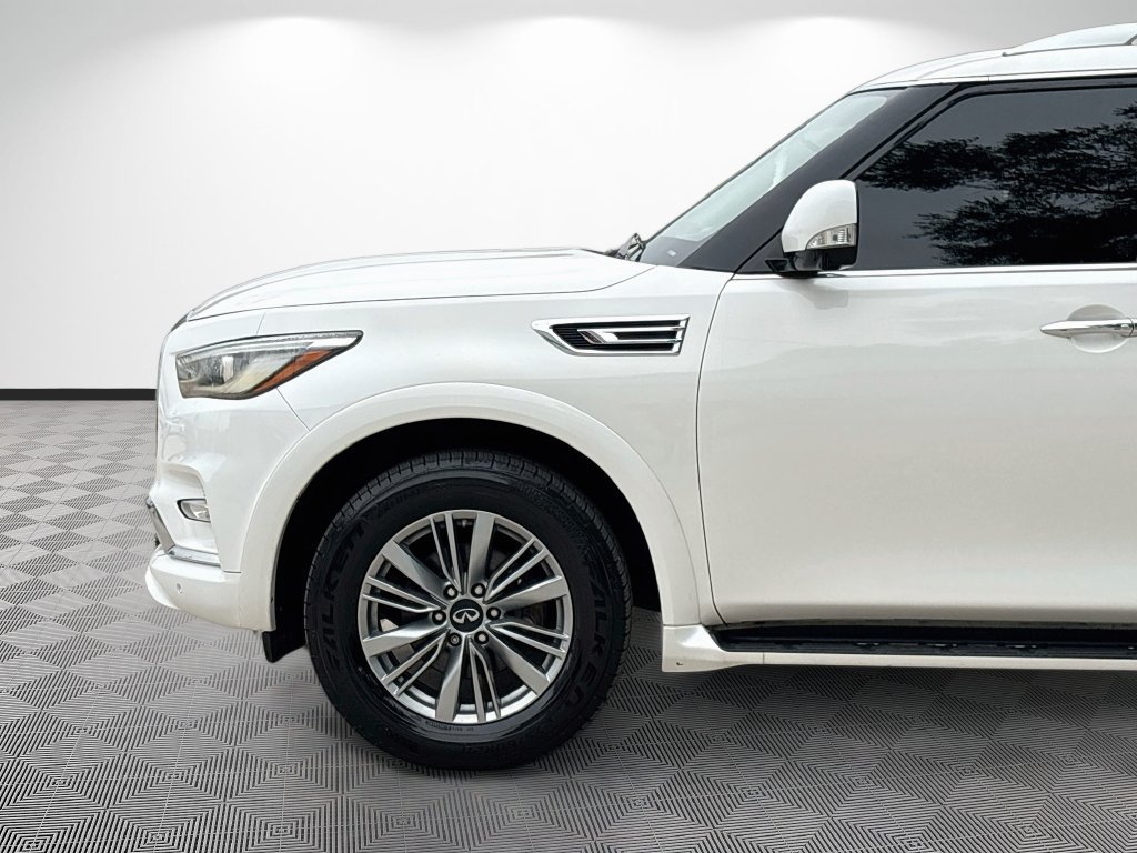 Used 2022 INFINITI QX80 Luxe w/ Cargo Package AWD/4WD image 4