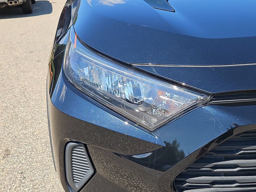 Used 2020 Toyota RAV4 LE w/ All Weather Liner Package AWD/4WD image 11