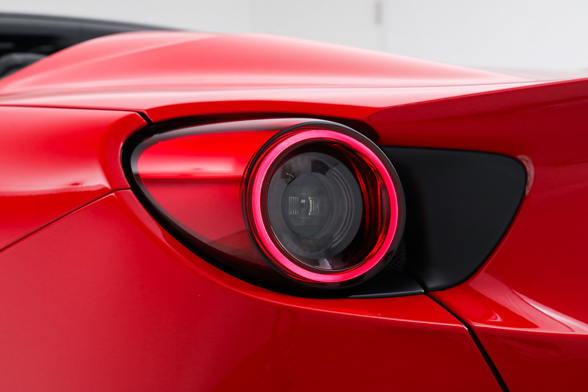 Certified 2023 Ferrari Portofino M image 18