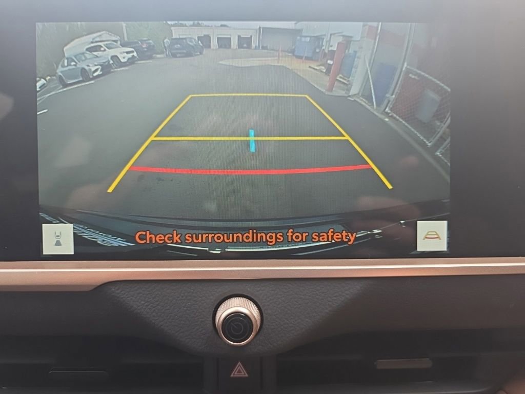 Used 2025 Toyota Crown Signia image 30