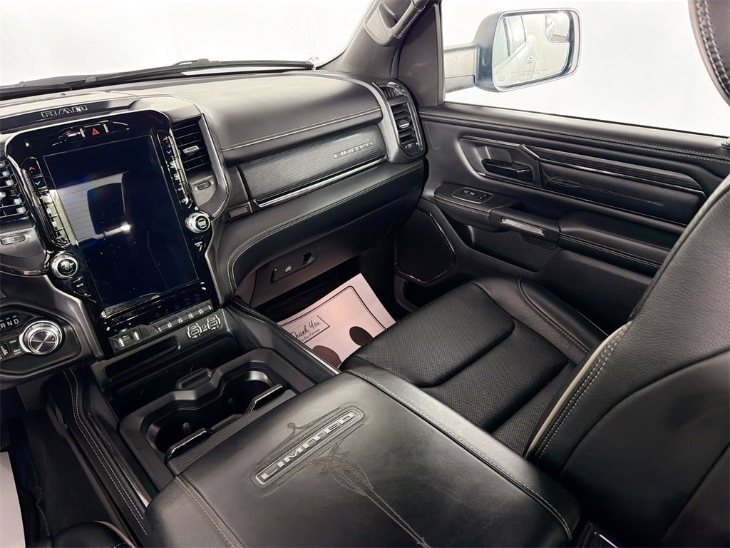 Used 2022 RAM 1500 Limited w/ Body-Colour Bumper Group image 21